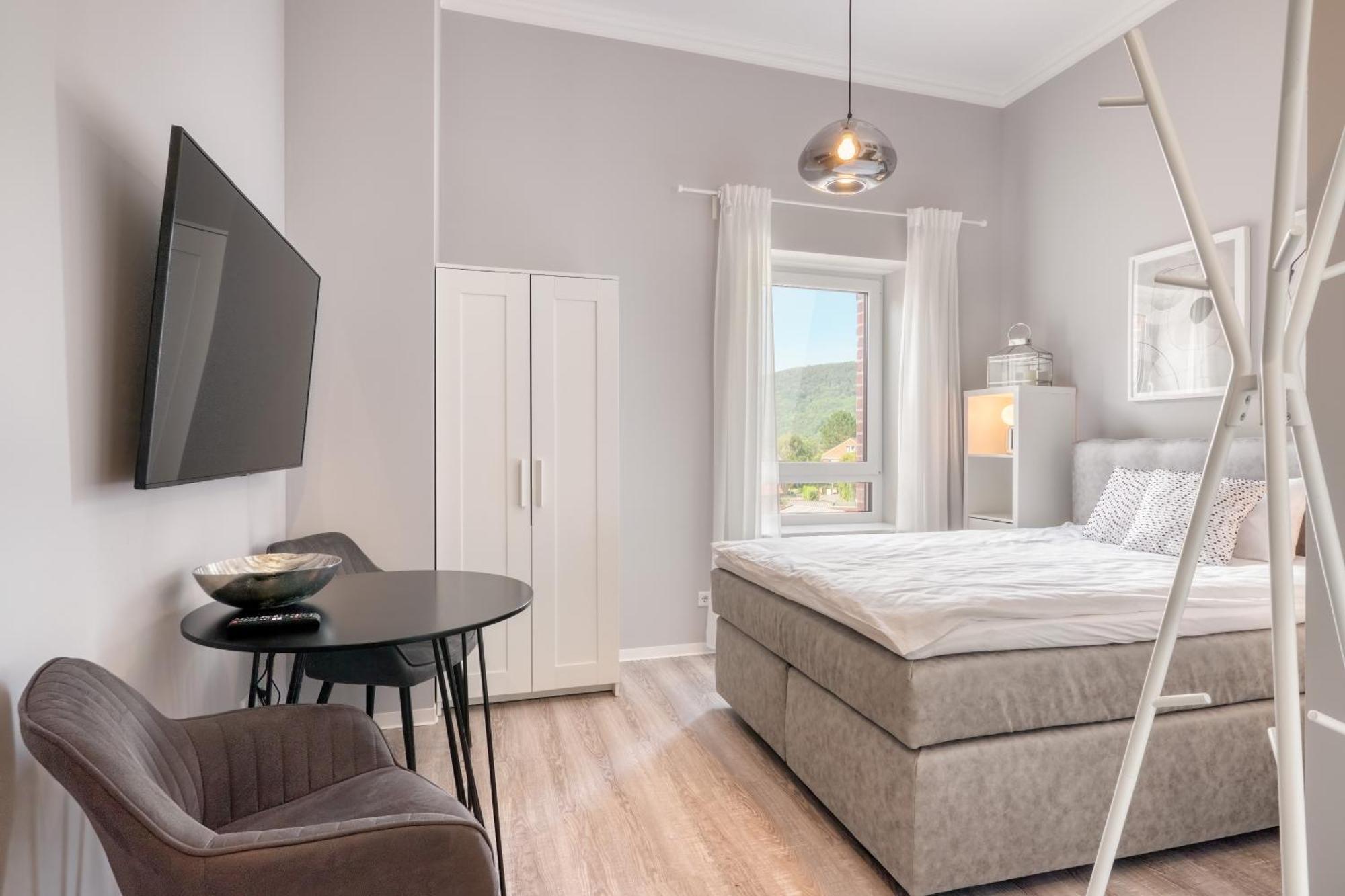 One Moment Boardinghouse -