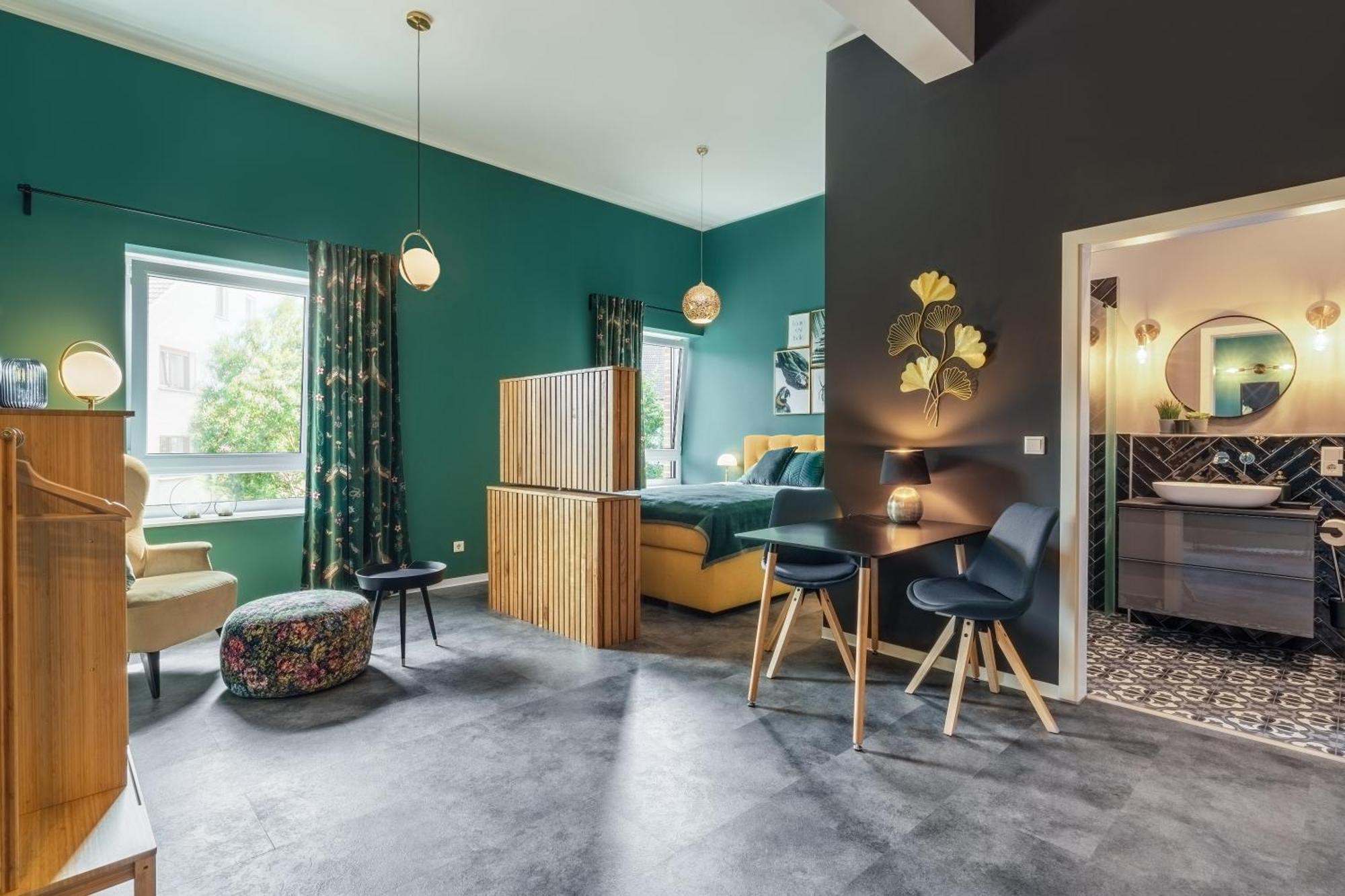 One Moment Boardinghouse -